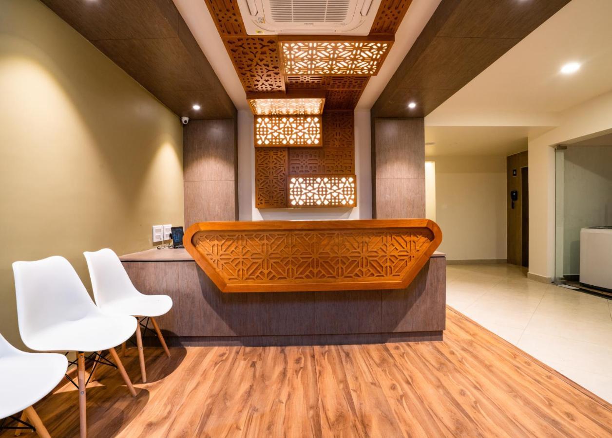 Lavender Infopark Kochi Hotel Екстериор снимка
