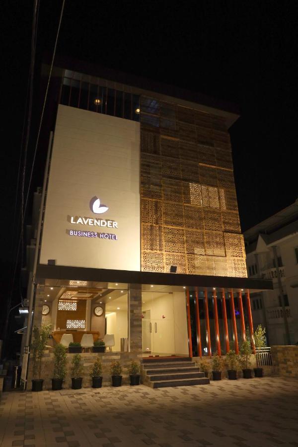 Lavender Infopark Kochi Hotel Екстериор снимка